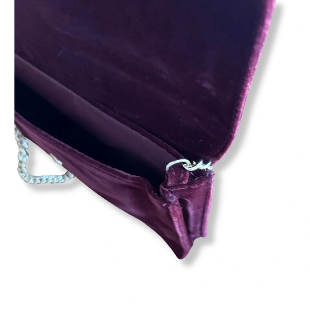 ✨ Vintage Jimmy Choo Parfums Velvet Chain Clutch ✨ - Picture 9 of 11
